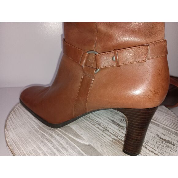 BASS, Tan Block Heel Mid Calf Leather Dress Boot with Ring, Woman Size 9 - Picture 2 of 8